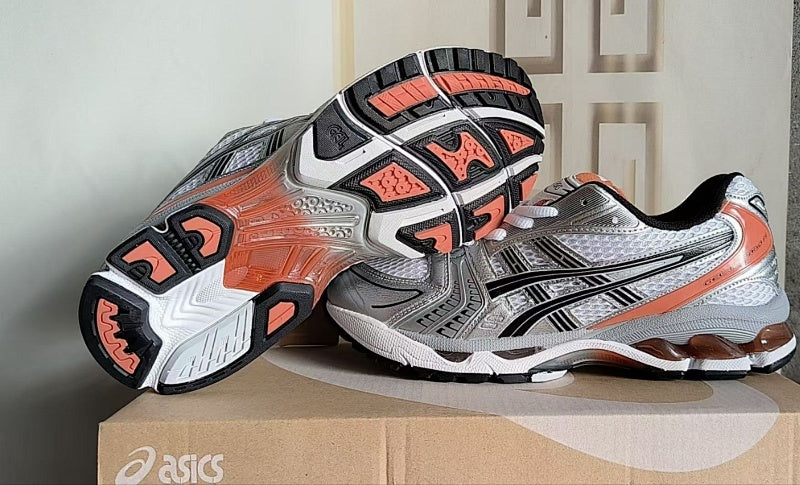 ASICS GEL-KAYANO 14 Sneakers