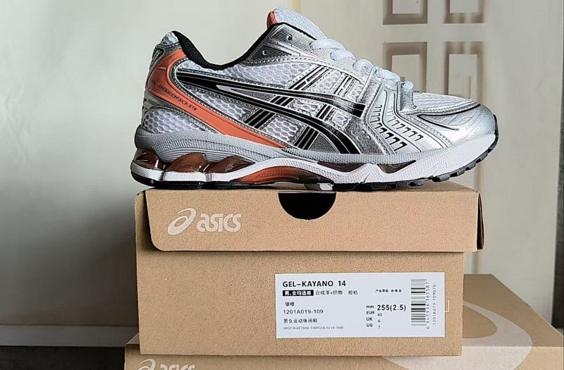 ASICS GEL-KAYANO 14 Sneakers