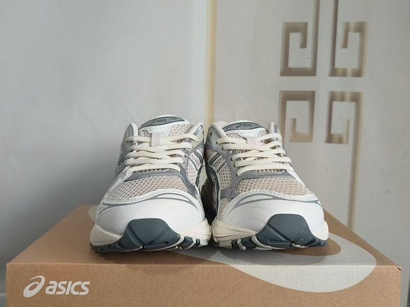 ASICS GEL-KAYANO 14 Sneakers