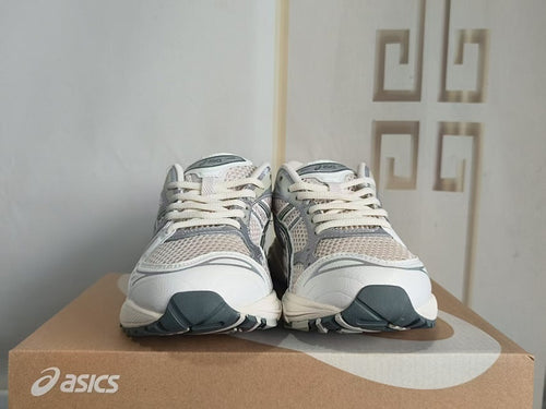 ASICS GEL-KAYANO 14 Sneakers
