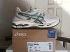 ASICS GEL-KAYANO 14 Sneakers