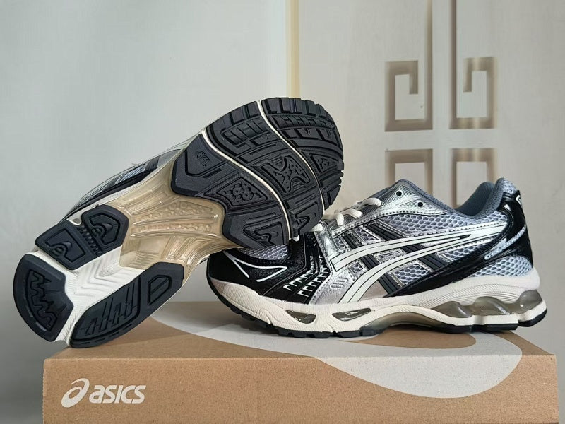 ASICS GEL-KAYANO 14 Sneakers