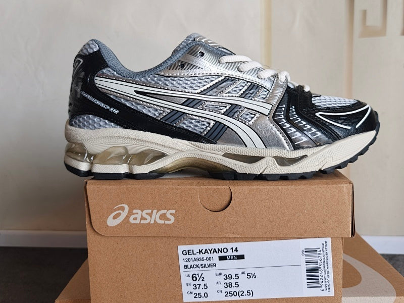 ASICS GEL-KAYANO 14 Sneakers