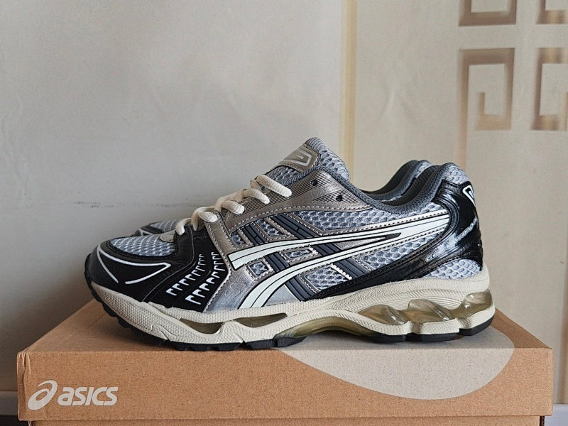 ASICS GEL-KAYANO 14 Sneakers