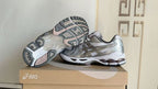 ASICS GEL-KAYANO 14 Sneakers