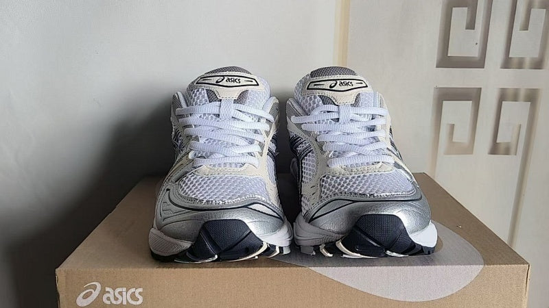 ASICS GEL-KAYANO 14 Sneakers