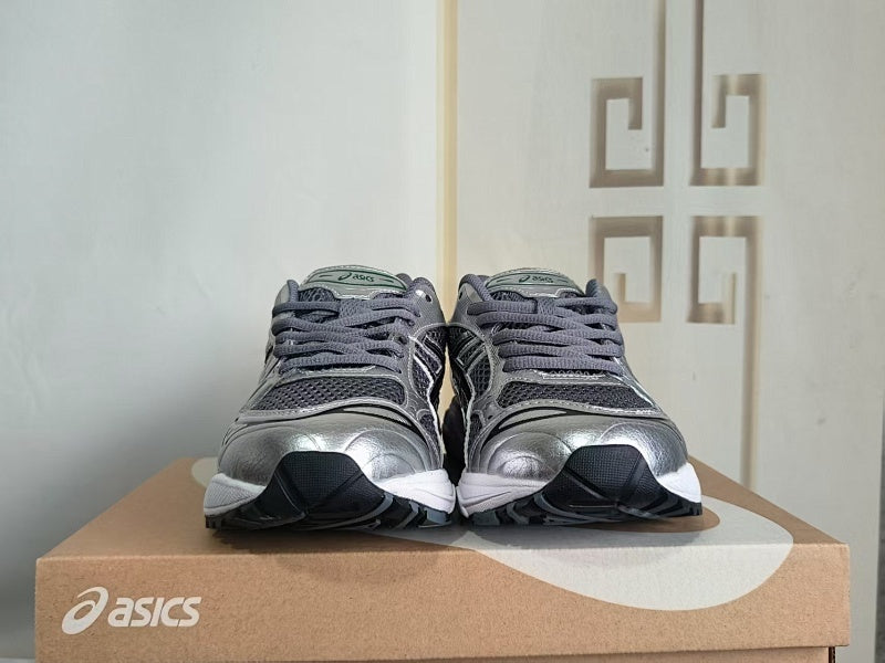 ASICS GEL-KAYANO 14 Sneakers