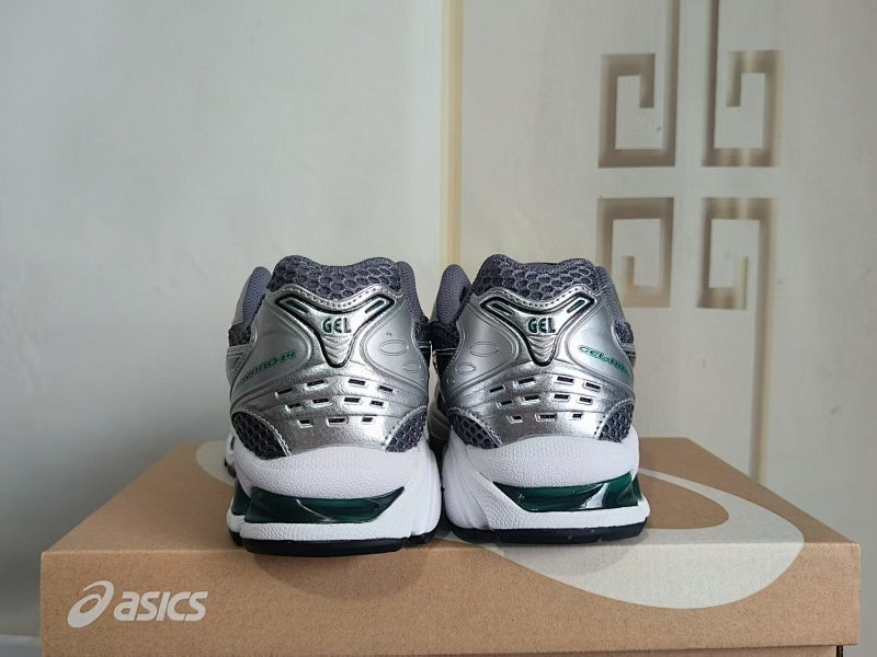 ASICS GEL-KAYANO 14 Sneakers