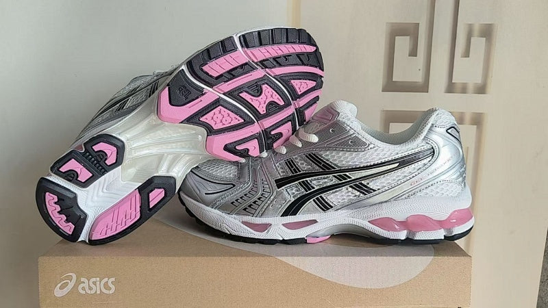 ASICS GEL-KAYANO 14 Sneakers