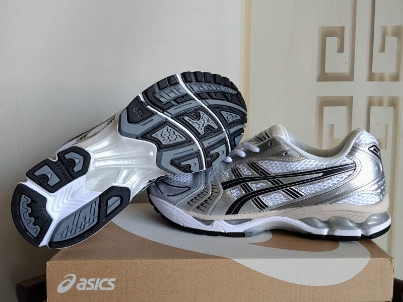 ASICS GEL-KAYANO 14 Sneakers