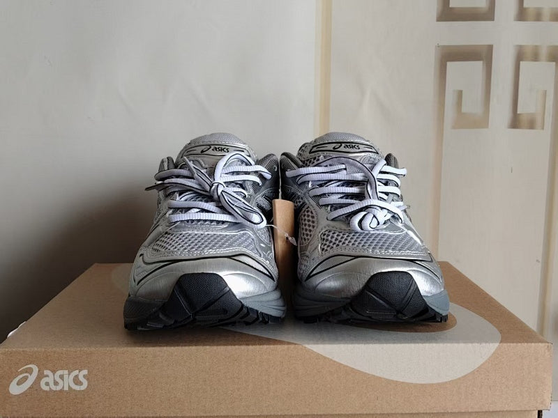 ASICS GEL-KAYANO 14 Sneakers