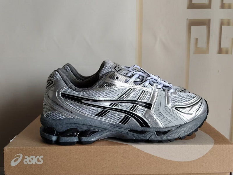 ASICS GEL-KAYANO 14 Sneakers