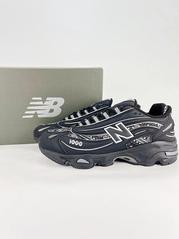 New Balance 1000 Sneakers