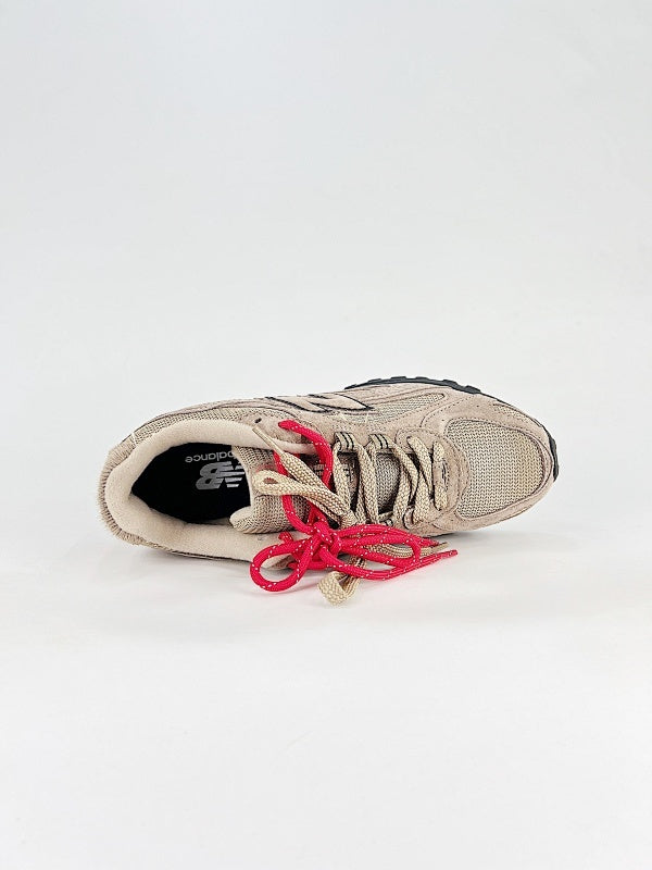 New Balance 204L Sneakers