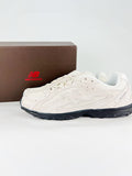 New Balance 204L Sneakers