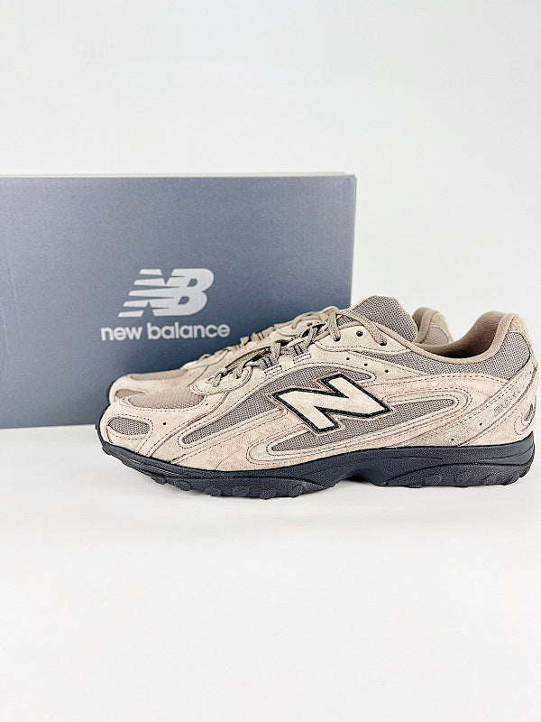 New Balance 204L Sneakers