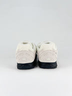 New Balance 204L Sneakers