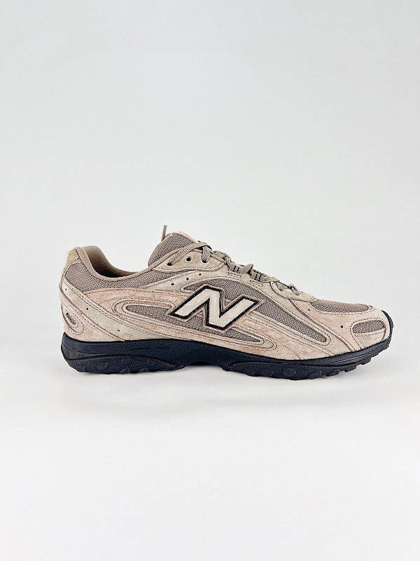 New Balance 204L Sneakers
