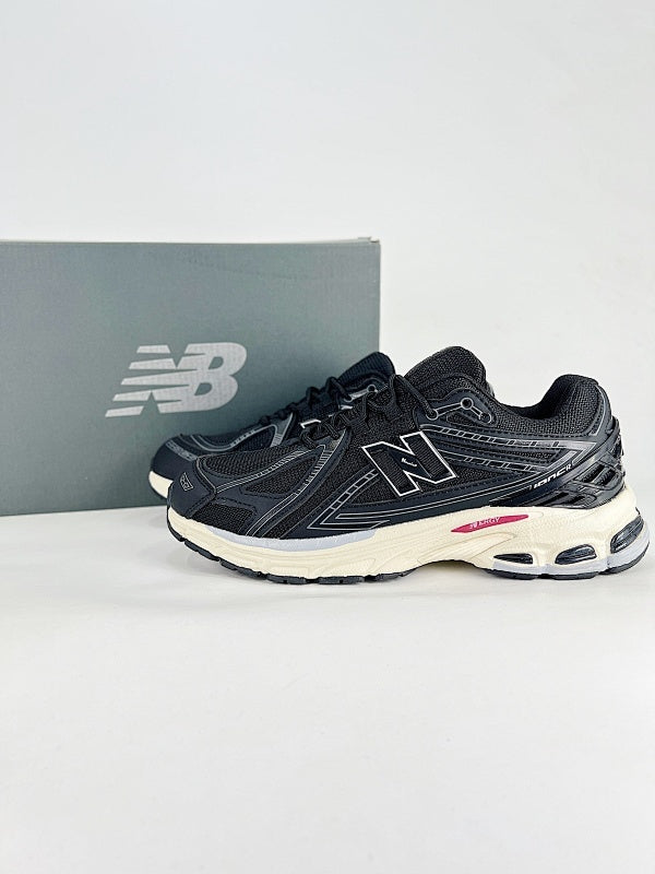 New Balance M1906R Sneakers
