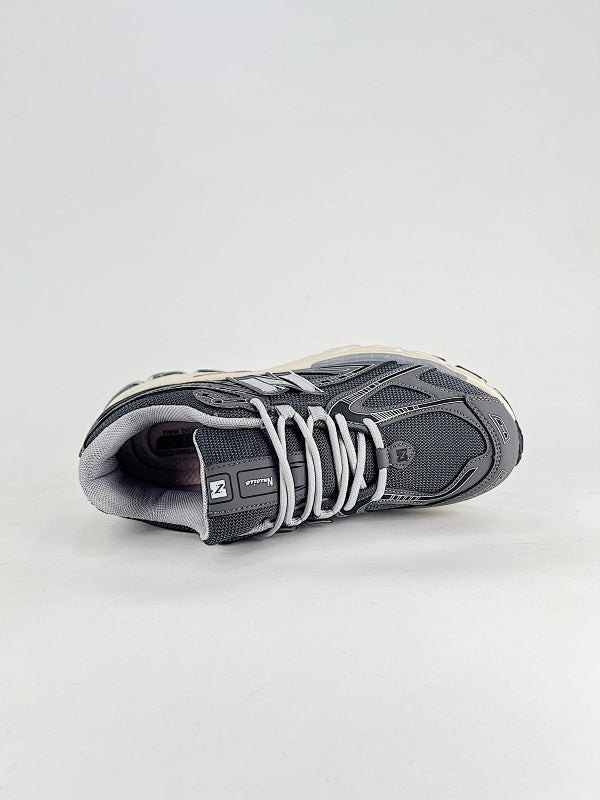 New Balance M1906R Sneakers