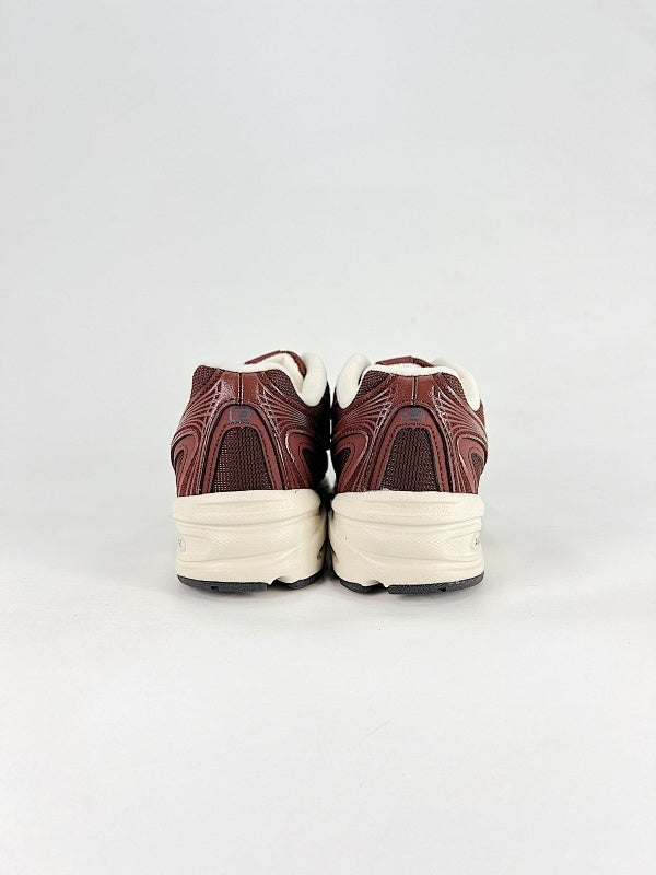 New Balance 740 Sneakers