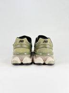 New Balance 9060 Sneakers