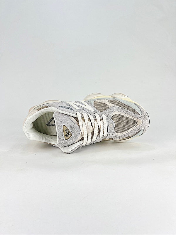 New Balance 9060 Sneakers