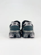 New Balance 9060 Sneakers