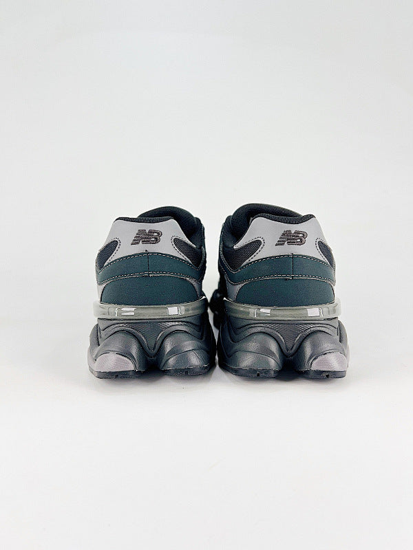 New Balance 9060 Sneakers