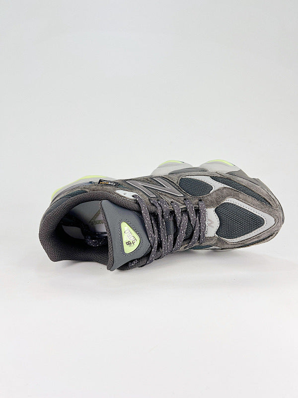New Balance 9060 Sneakers