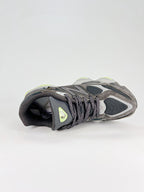 New Balance 9060 Sneakers