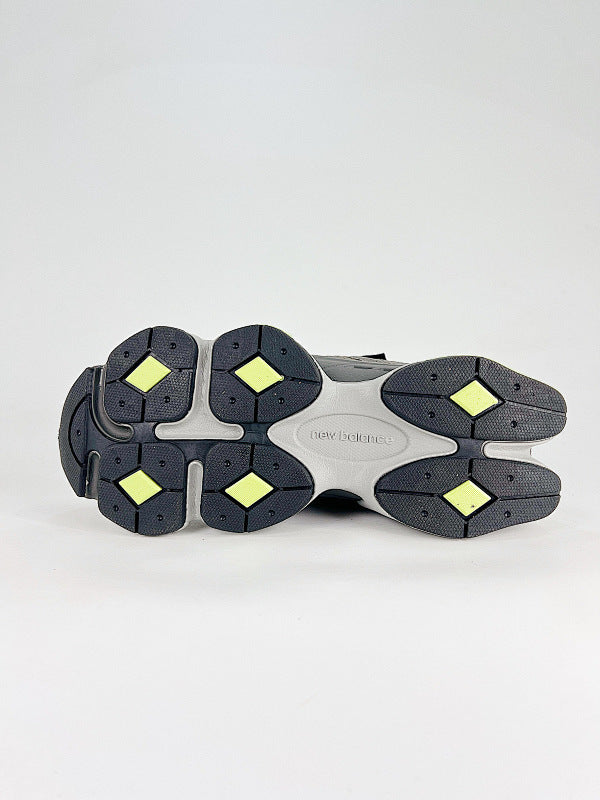 New Balance 9060 Sneakers