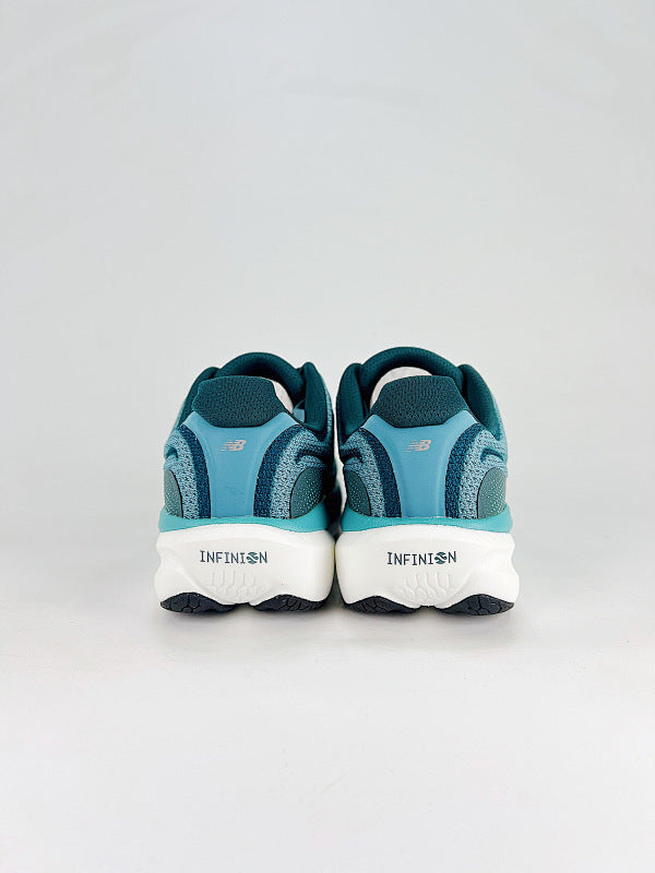 New Balance Fresh Foam Sneakers