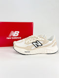 New Balance Fresh Foam v4 Sneakers