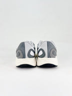 New Balance Fresh Foam v4 Sneakers