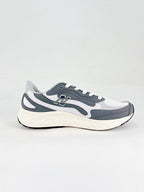 New Balance Fresh Foam v4 Sneakers